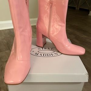 Steve Madden Taryn Pink Patent Booties. Size 10